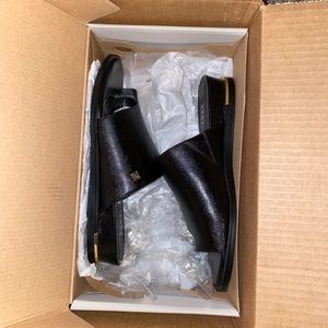 DKNY sandals